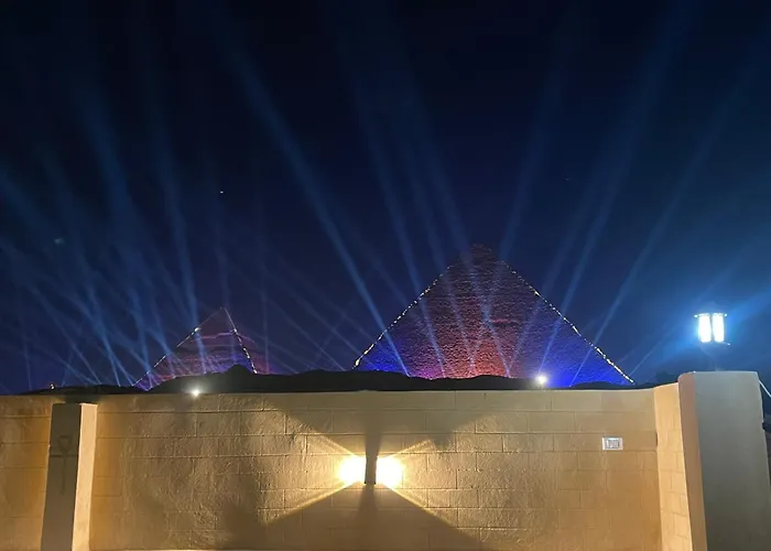 Alex Pyramids View Inn