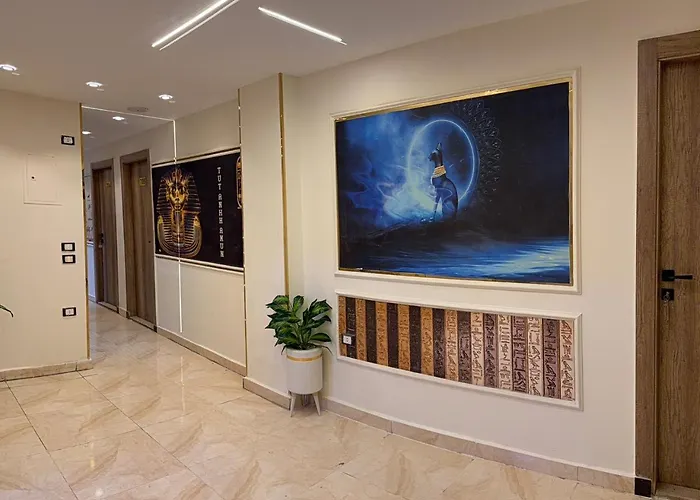 Aura Grand Pyramids View Inn